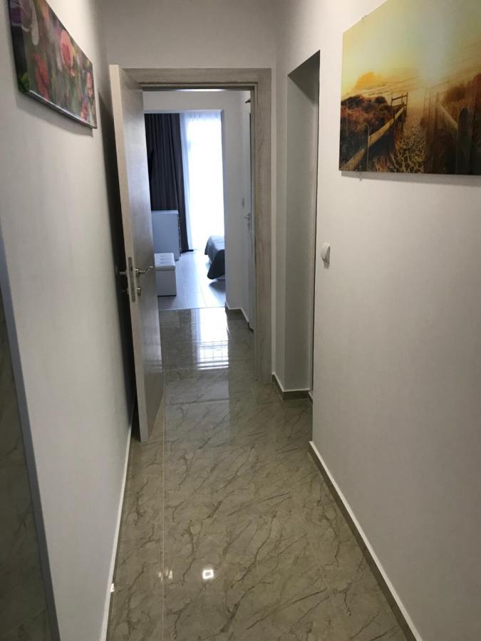 Familienapartment Am Strand In Primorsko Exterior photo